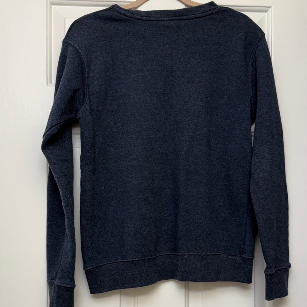 Super soft Navy Cape Cod Sweatshirt - Picture 4 of 4